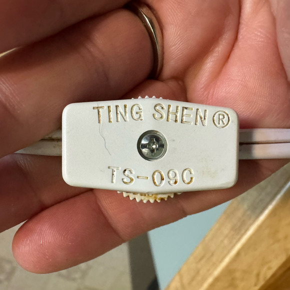 Gray Ceramic Elephant Figurine Night Light Small Bedroom Accent Lamp Zoo Bedroom - Picture 11 of 12